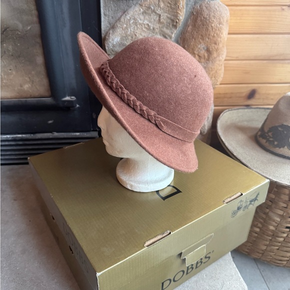 1990s‎ Betmar 100% Wool Feathered Hat - Picture 4 of 6